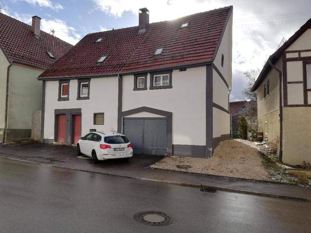 Lmi Haus & Urlaub Monteurwohnungen 2 Munsingen Bagian luar foto