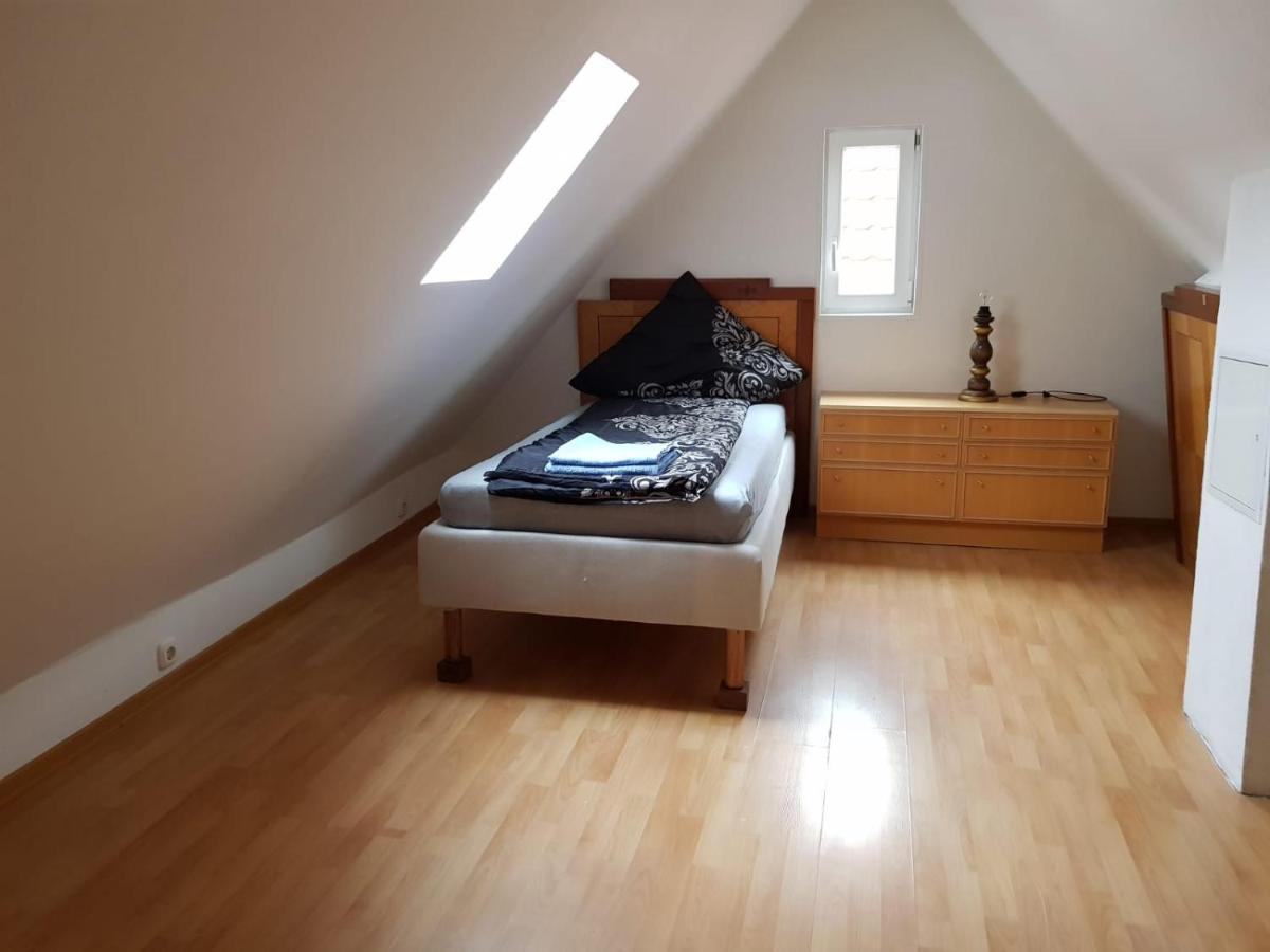 Lmi Haus & Urlaub Monteurwohnungen 2 Munsingen Bagian luar foto
